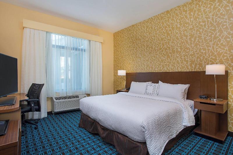 Fairfield Inn Suites By Marriott Nashville Henders image