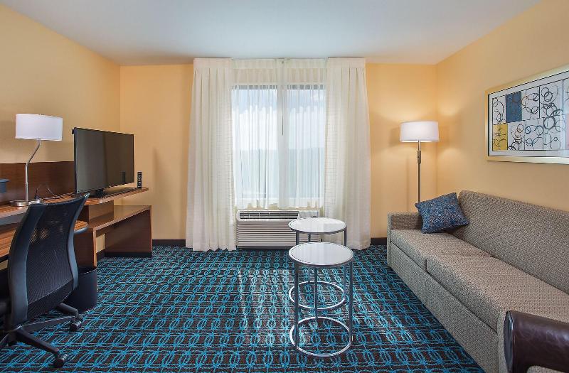 Fairfield Inn Suites By Marriott Nashville Henders image