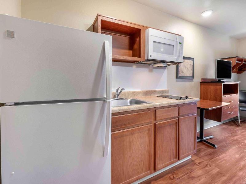 Extended Stay America Select Suites Dayton  image