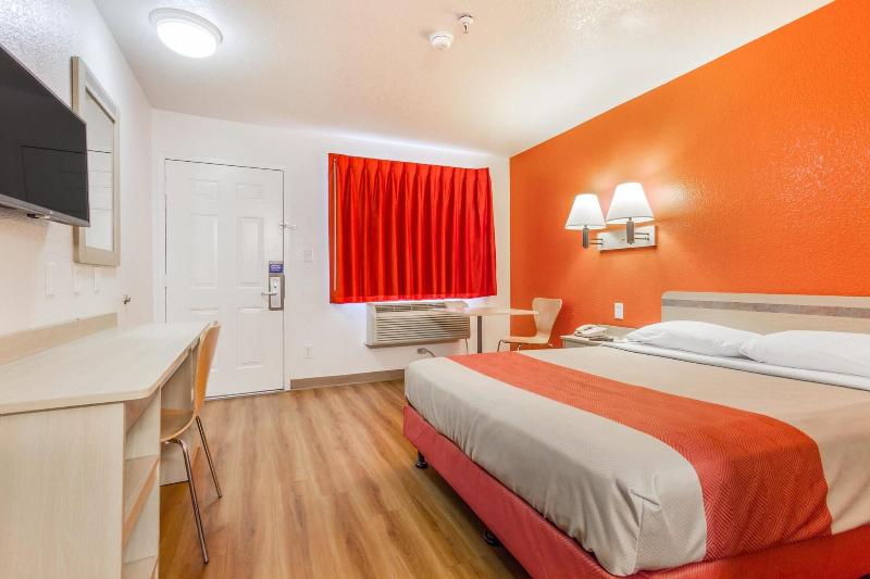 Motel 6 Phoenix West - Image 5