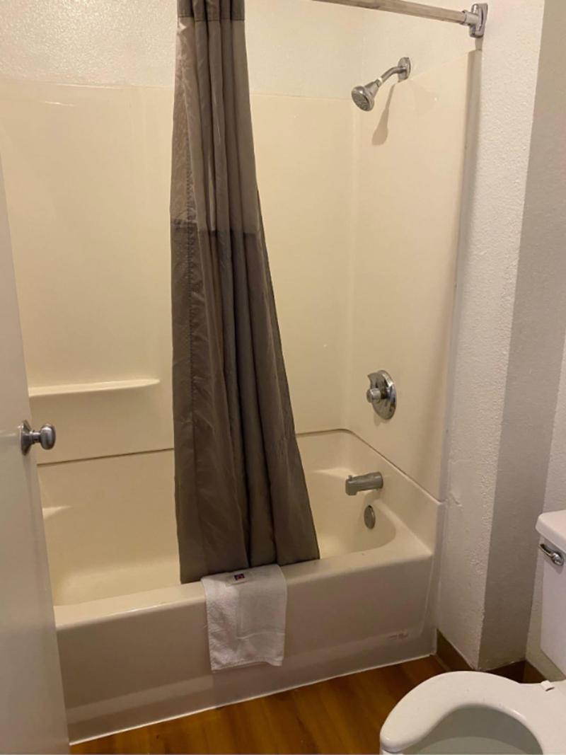 Motel 6 Phoenix West - Image 9