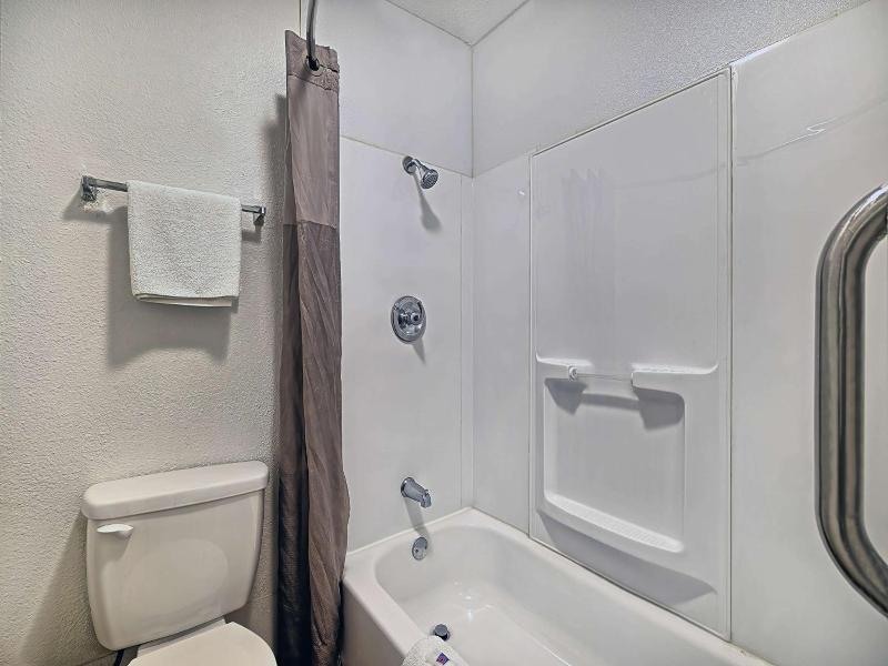 Motel 6 Sullivan Mo image