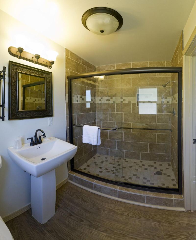 Sunset Lodge Escanaba image