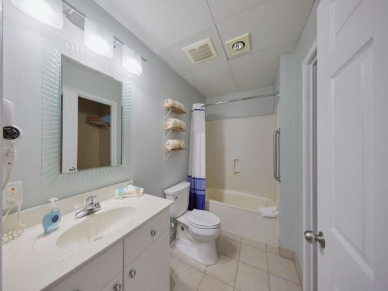 Palmetto Beachfront Hotel image