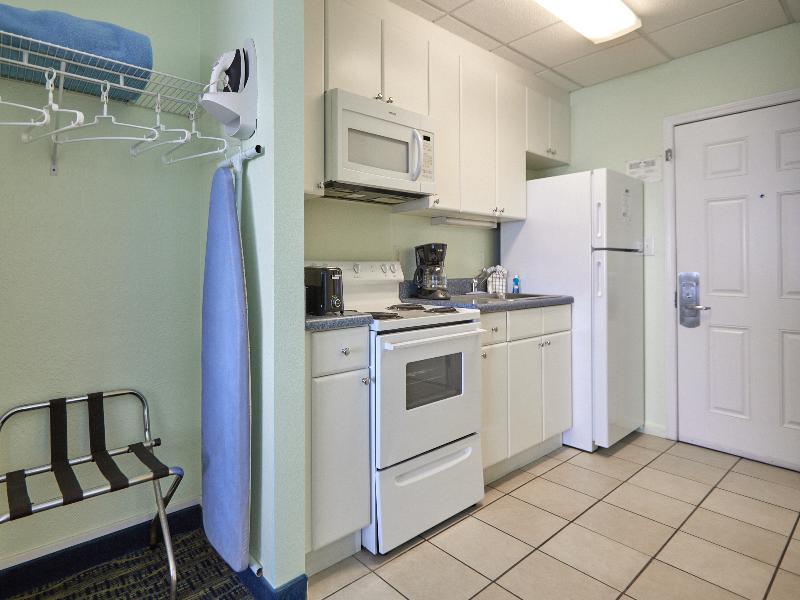Palmetto Beachfront Hotel image