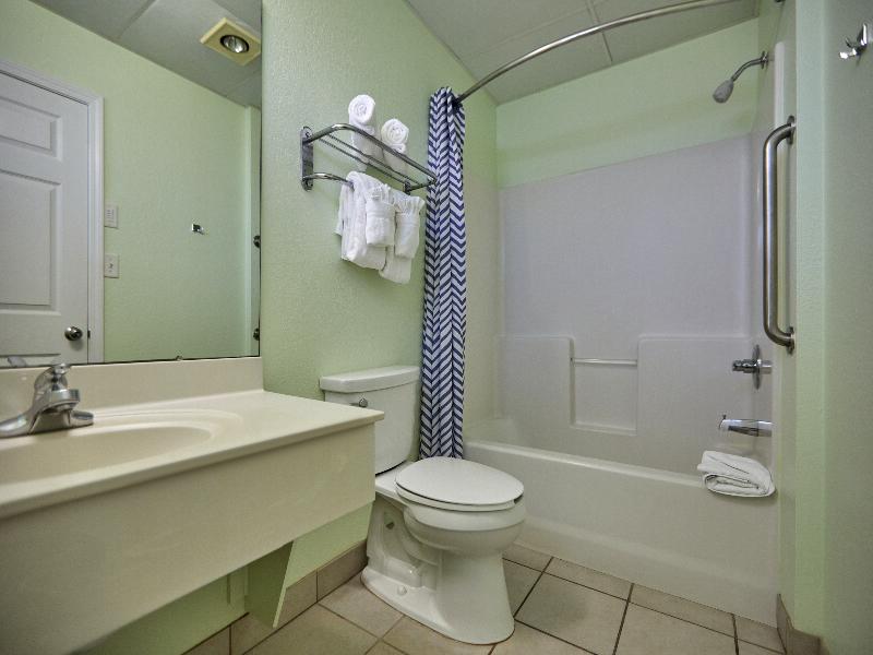 Palmetto Beachfront Hotel image