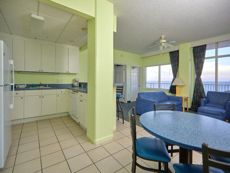 Palmetto Beachfront Hotel image