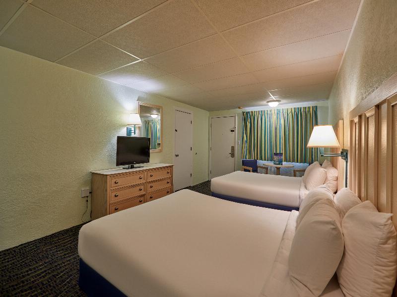 Palmetto Beachfront Hotel image