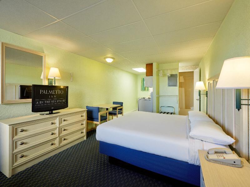 Palmetto Beachfront Hotel image