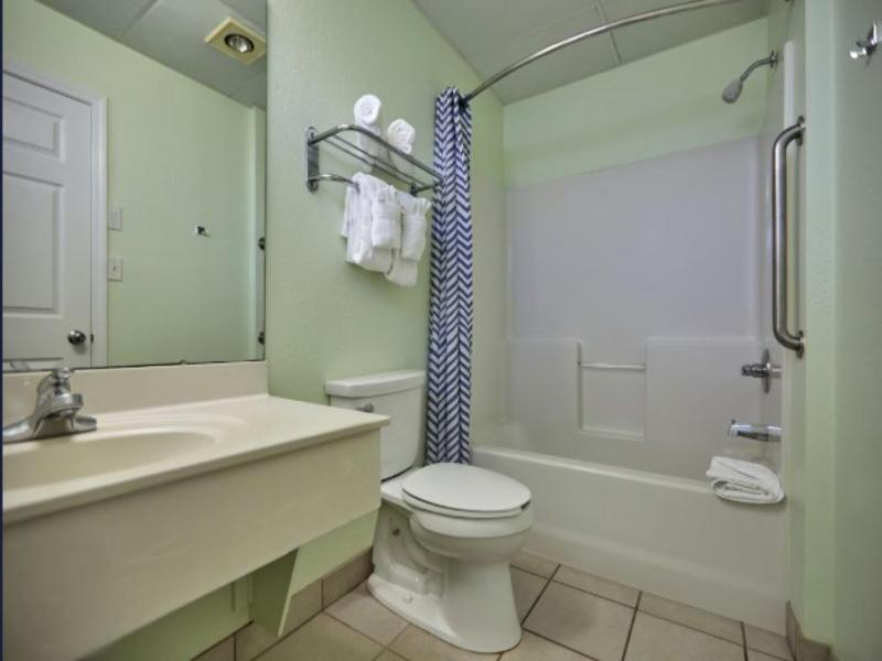 Palmetto Beachfront Hotel image