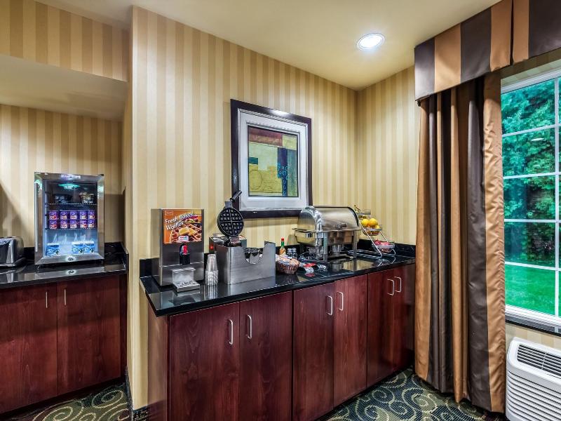 Cobblestone Inn Suites Vinton