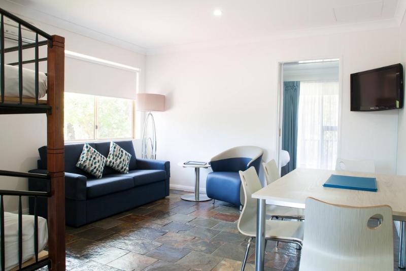 Busselton Villas and Caravan Park