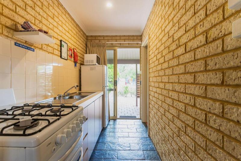 Busselton Villas and Caravan Park