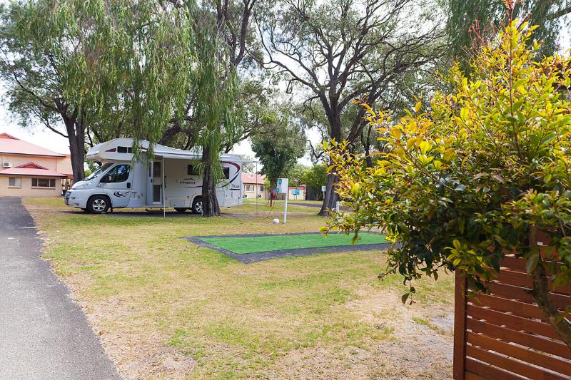 Busselton Villas and Caravan Park