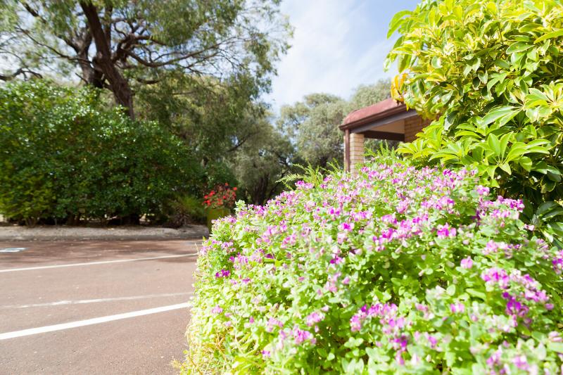 Busselton Villas and Caravan Park