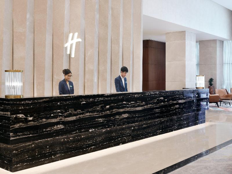 Holiday Inn Dubai Al-Maktoum Airport image
