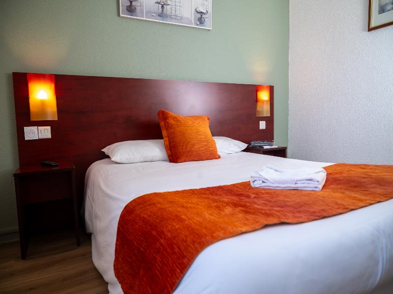 Brit Hotel Essentiel Villefranche-sur-Saône image