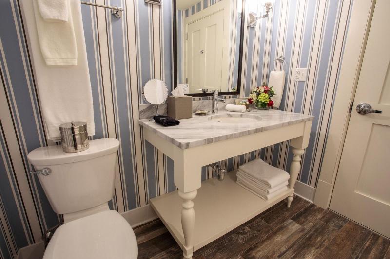 Beauport Hotel Gloucester image