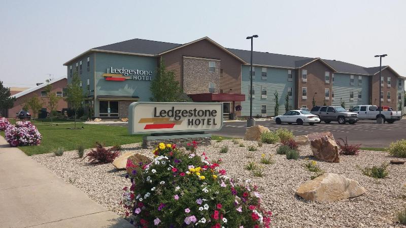 Ledgestone Hotel Vernal — general view