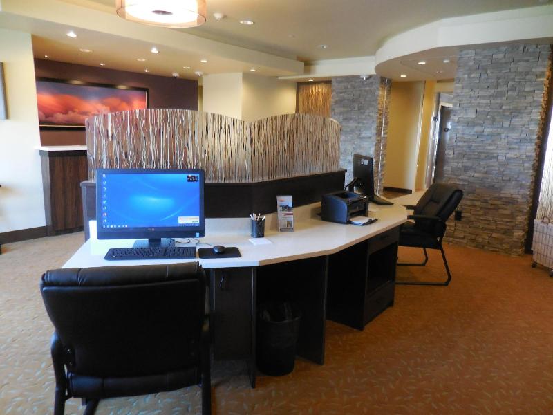 Ledgestone Hotel Vernal image
