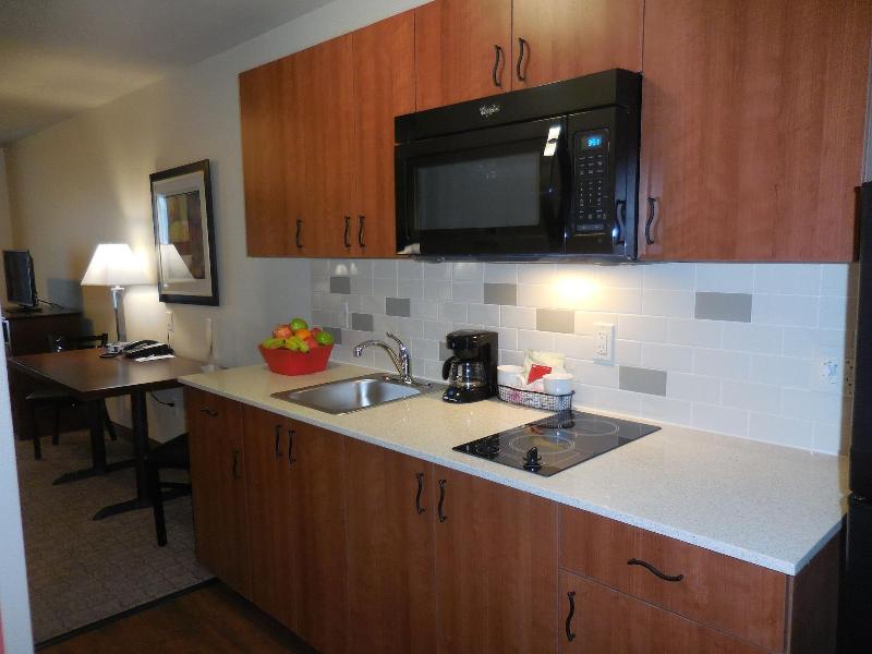 Ledgestone Hotel Vernal image