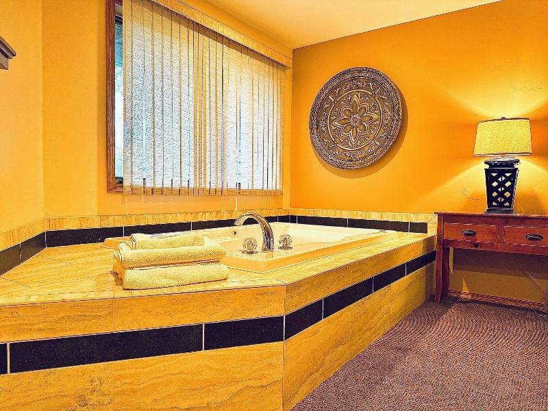 Lodge At Leathem Smith image