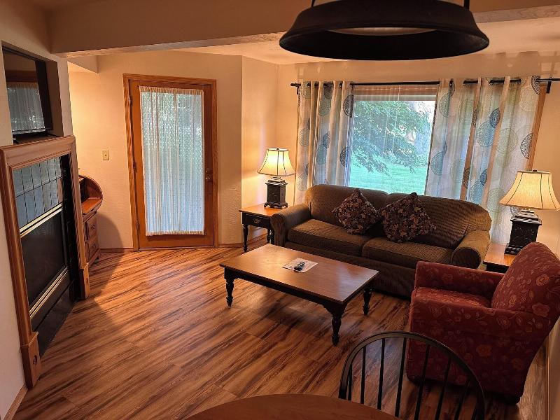 Lodge At Leathem Smith image
