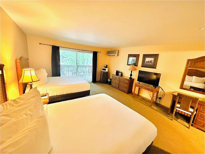 Lodge At Leathem Smith image