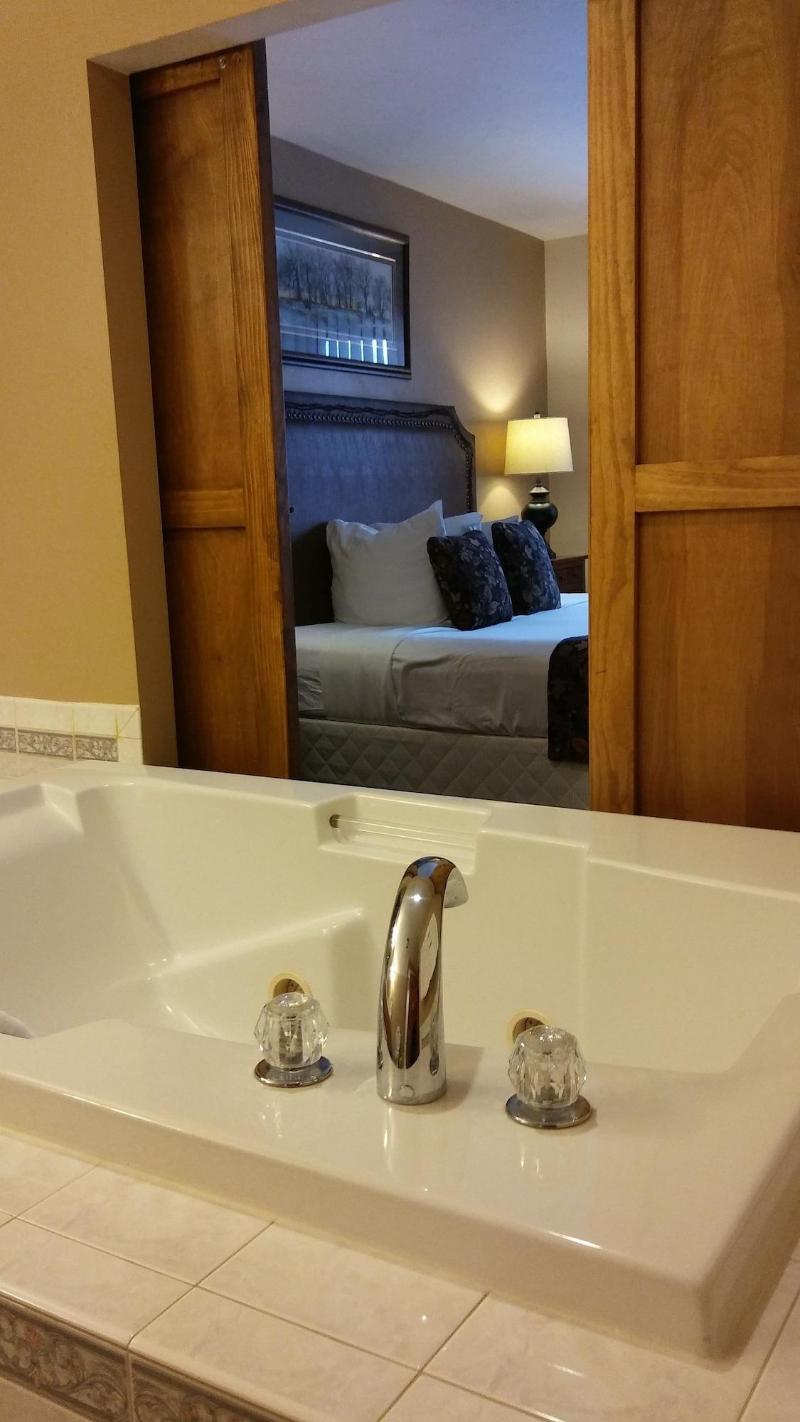 Lodge At Leathem Smith image