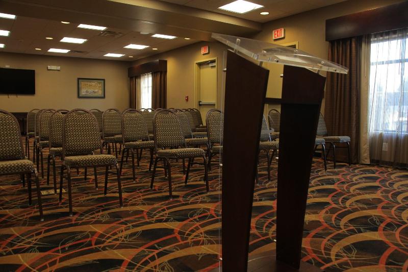 Little Missouri Inn Suites New Town image