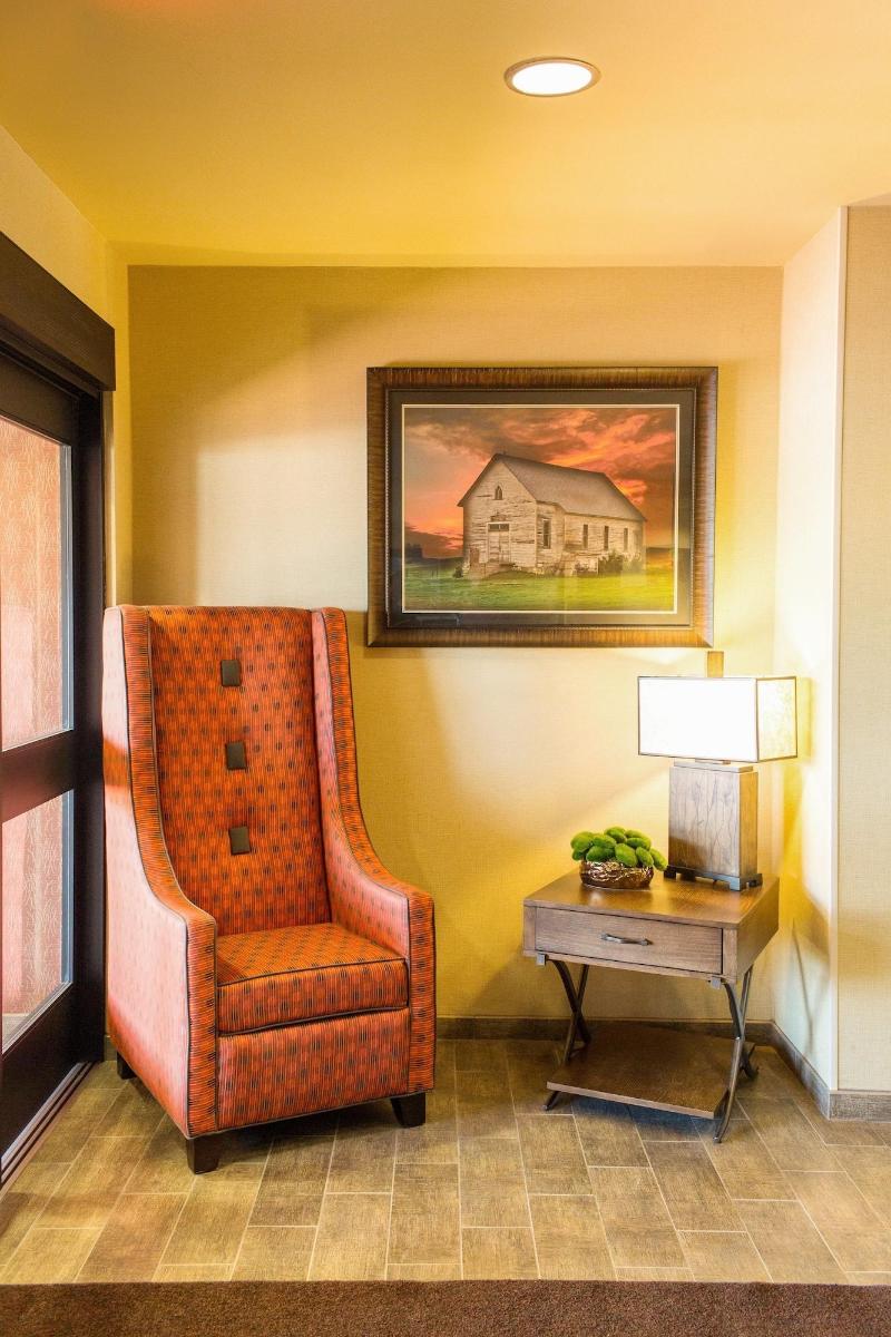 Little Missouri Inn Suites New Town image