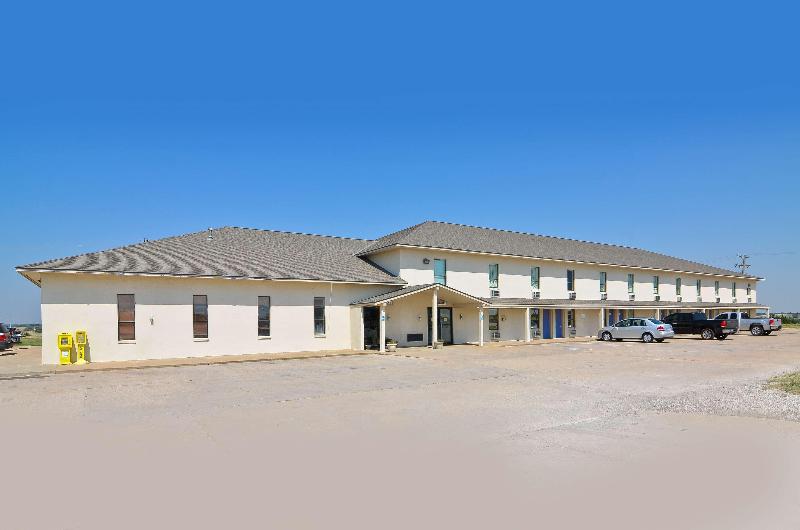 Motel 6 Southhaven Ks image