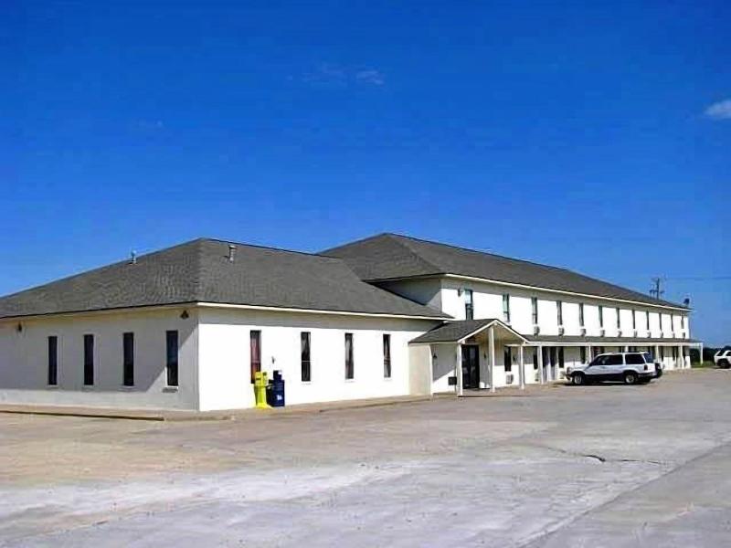 Motel 6 Southhaven Ks image