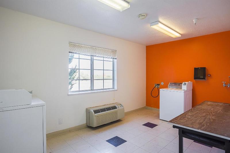 Motel 6 Bernalillo, Nm image