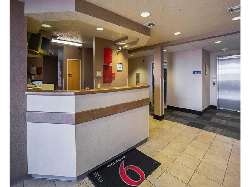 Motel 6 Bernalillo, Nm — view