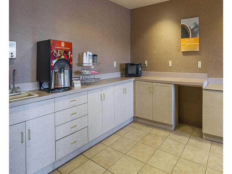 Motel 6 Bernalillo, Nm — view