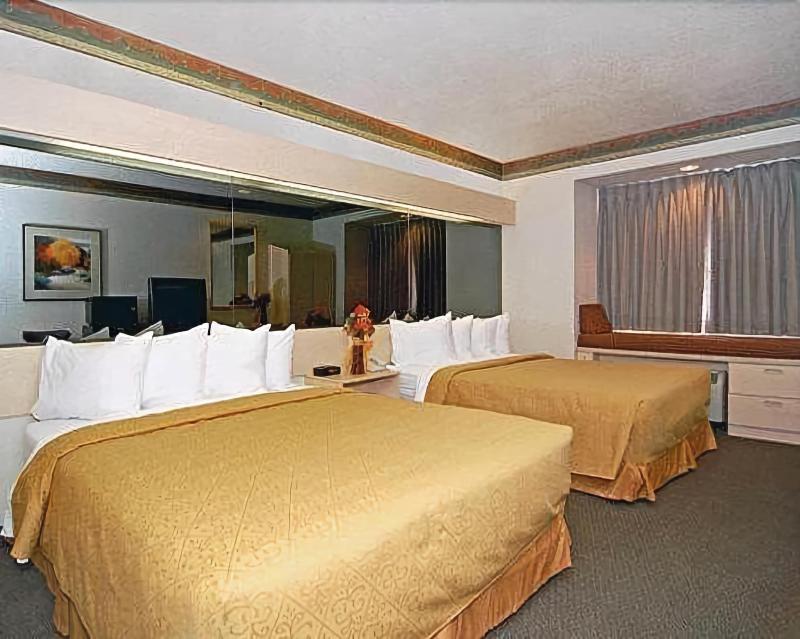 Motel 6 Bernalillo, Nm image