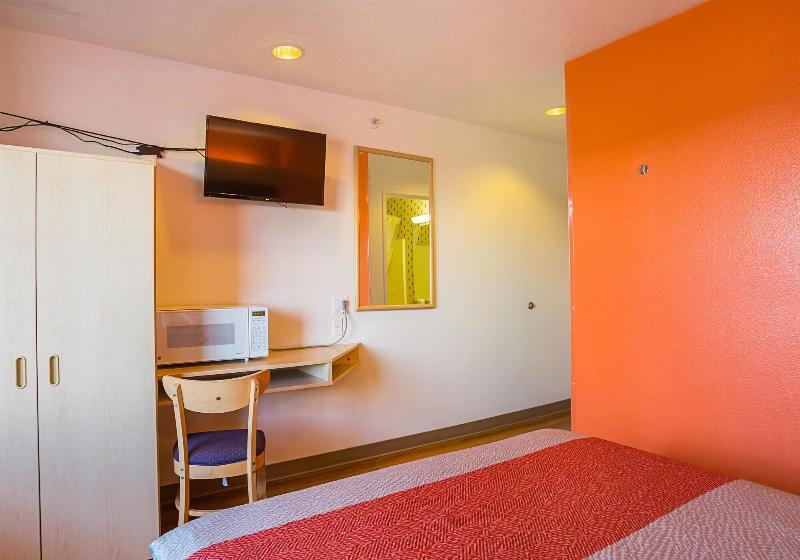 Motel 6 Bernalillo, Nm image