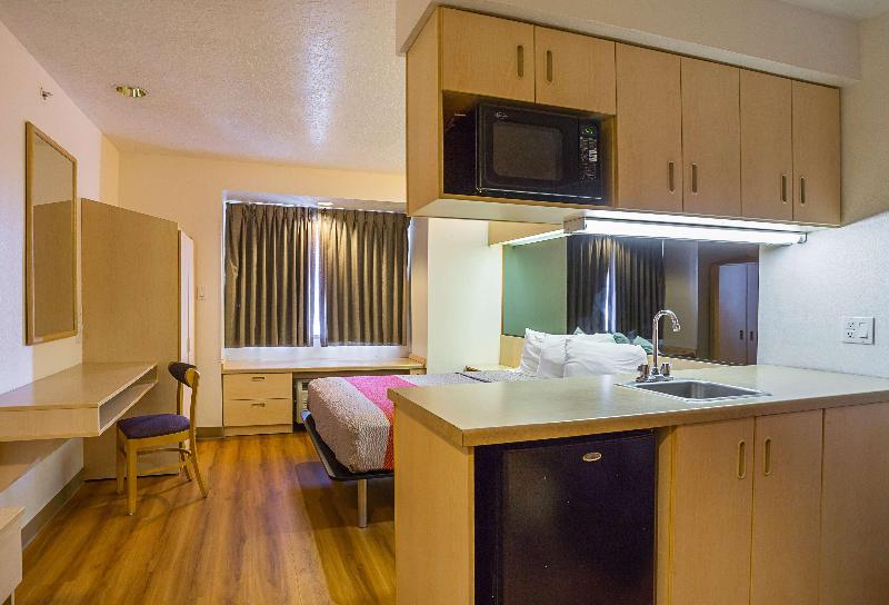 Motel 6 Bernalillo, Nm image