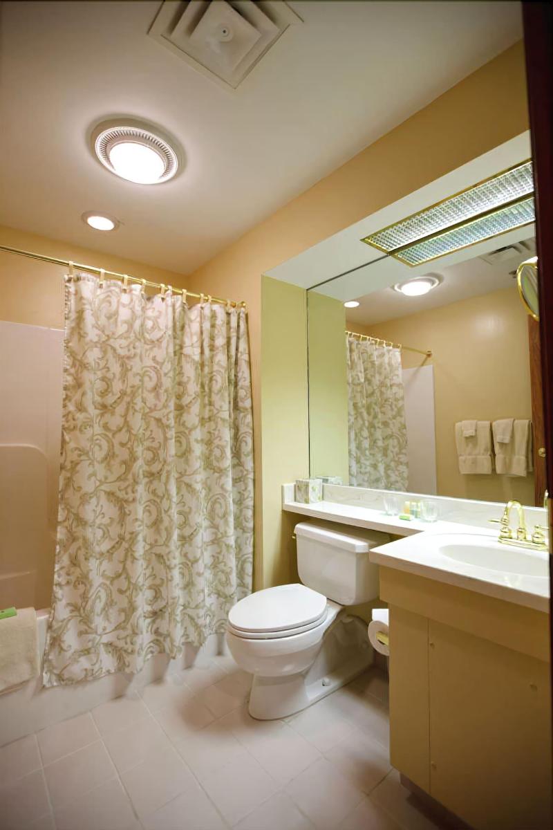 Bertram Inn At Glenmoor image