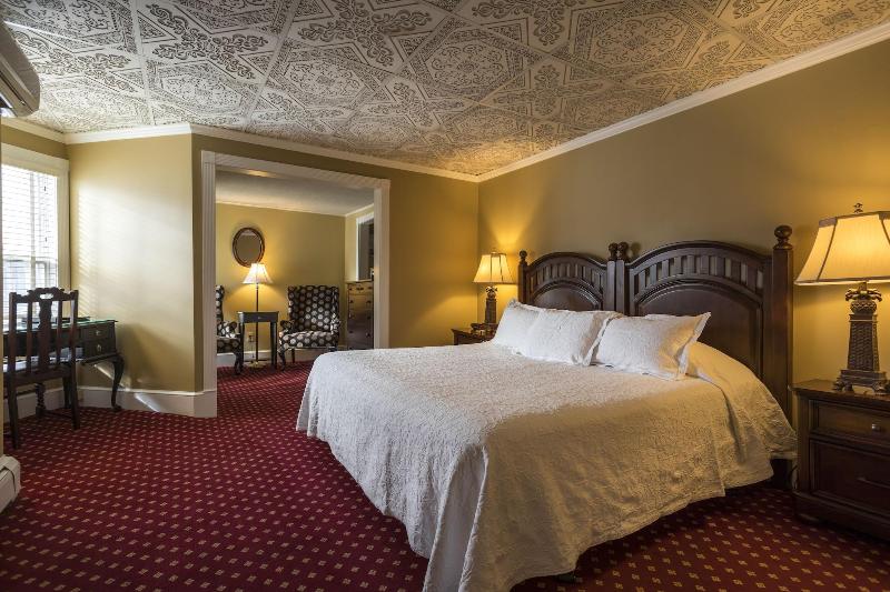 Stafford S Bay View Inn image