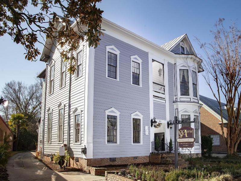 The Aerie, New Bern