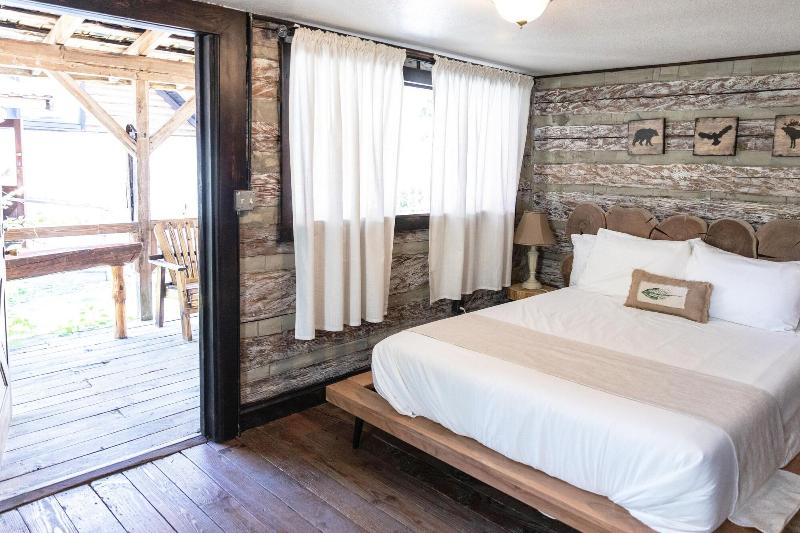 Paradise Village Hotel image