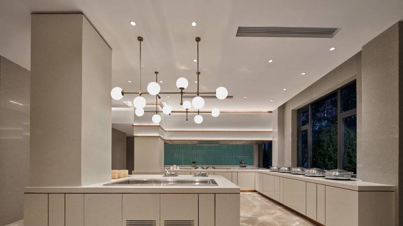 Hangzhou West Lake Hubin Yintai Atour Hotel image