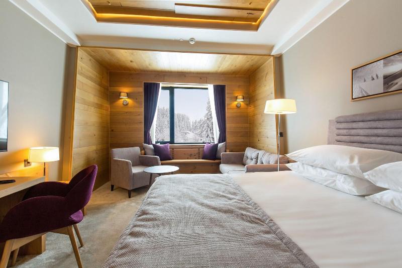 Gorski Hotel & SPA image