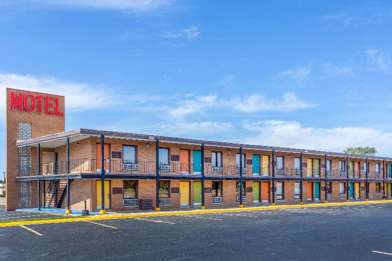 Starved Rock Motor Inn Travelodge By Wyndham image