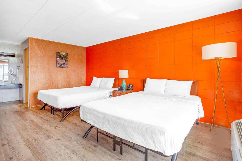Starved Rock Motor Inn Travelodge By Wyndham image