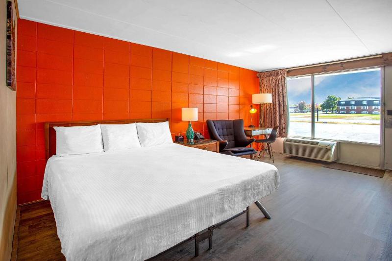 Starved Rock Motor Inn Travelodge By Wyndham image