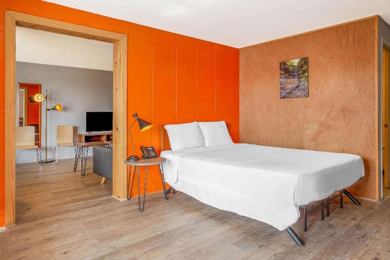 Starved Rock Motor Inn Travelodge By Wyndham image