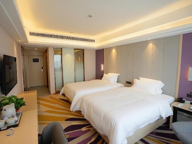 Lavande Hotelsa Yueyang Linxiang Zhongfa